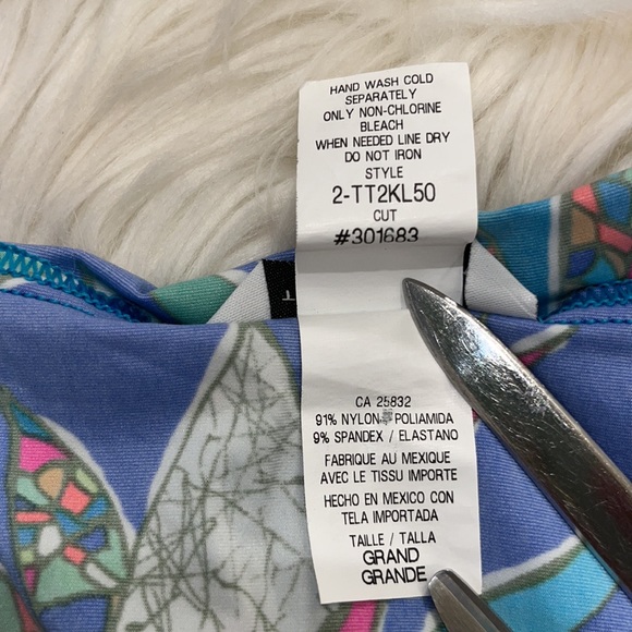 NWOT Trina Turk Multicolored Floral Print Swim Cover-Up Tunic Dress - Picture 11 of 11